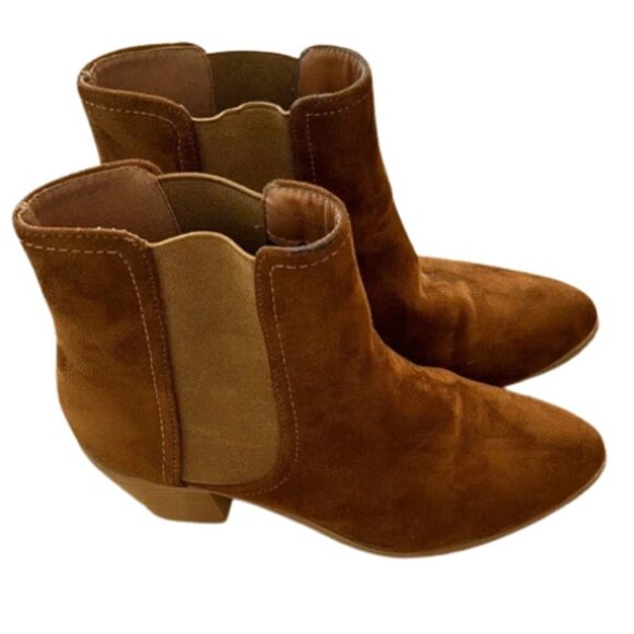 Brown suede Lulus booties - Picture 1 of 8